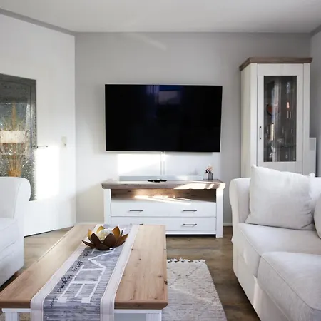 Poolaris - Modernes Mit Whirlpool Casa vacanze *